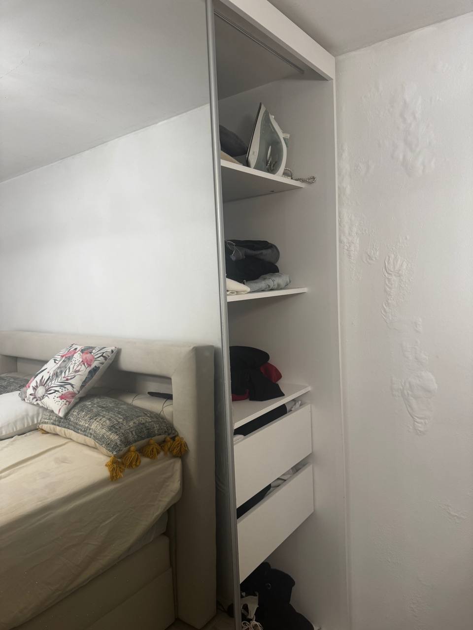 🔵#فروش
   🏙شهر: هامبورگ ، آلمان
   توضیحات: کلی لوازم به علت جابه جای بفروش میرسد

   👤 ارتباط با شخص |
@hamshahri_alman
صفحه پذیرنده و کاربر آگهی 