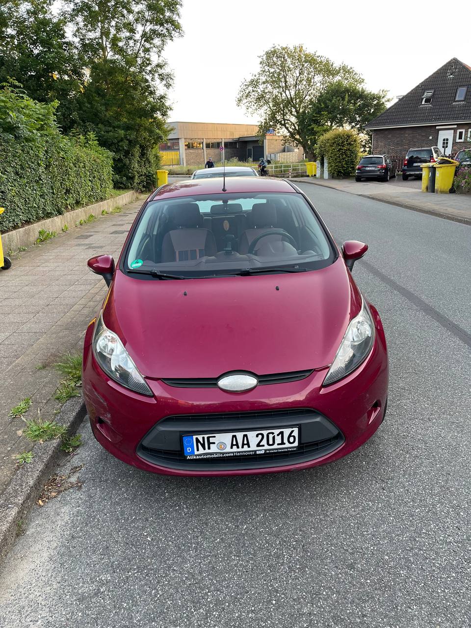 🔵#فروش
   🏙شهر: هامبورگ ، آلمان
   توضیحات: فورد فیستا 
مدل ۲۰۰۹
۶۰ اسب 
بسیار سالم
۴ حلقه  لاستیک نو 
کارکرد: ۱۶۷۰۰۰ کیلومتر 
TÜV: جولای ۲۰۲۶
تسمه تایم تعویض شده
بدون تصادف 

قیمت ۱۸۰۰€

   👤 ارتباط با شخص |
@hamshahri_alman
صفحه پذیرنده و کاربر آگهی 