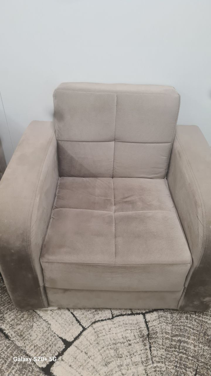 🔵#فروش
   🏙شهر: هامبورگ ، آلمان
   توضیحات: 🌸 سلام وقتتون بخیر
می‌خواستم یک آگهی فروش در کانال بذارم.
مشخصات وسایل من:
🛍 نام وسیله: (ست موبل یک نفری دونفری و سه نفری 
💰 قیمت:  400 یورو 
📍 محل: هامبورگ رالشتیت

   👤 ارتباط با شخص |
@hamshahri_alman
صفحه پذیرنده و کاربر آگهی 