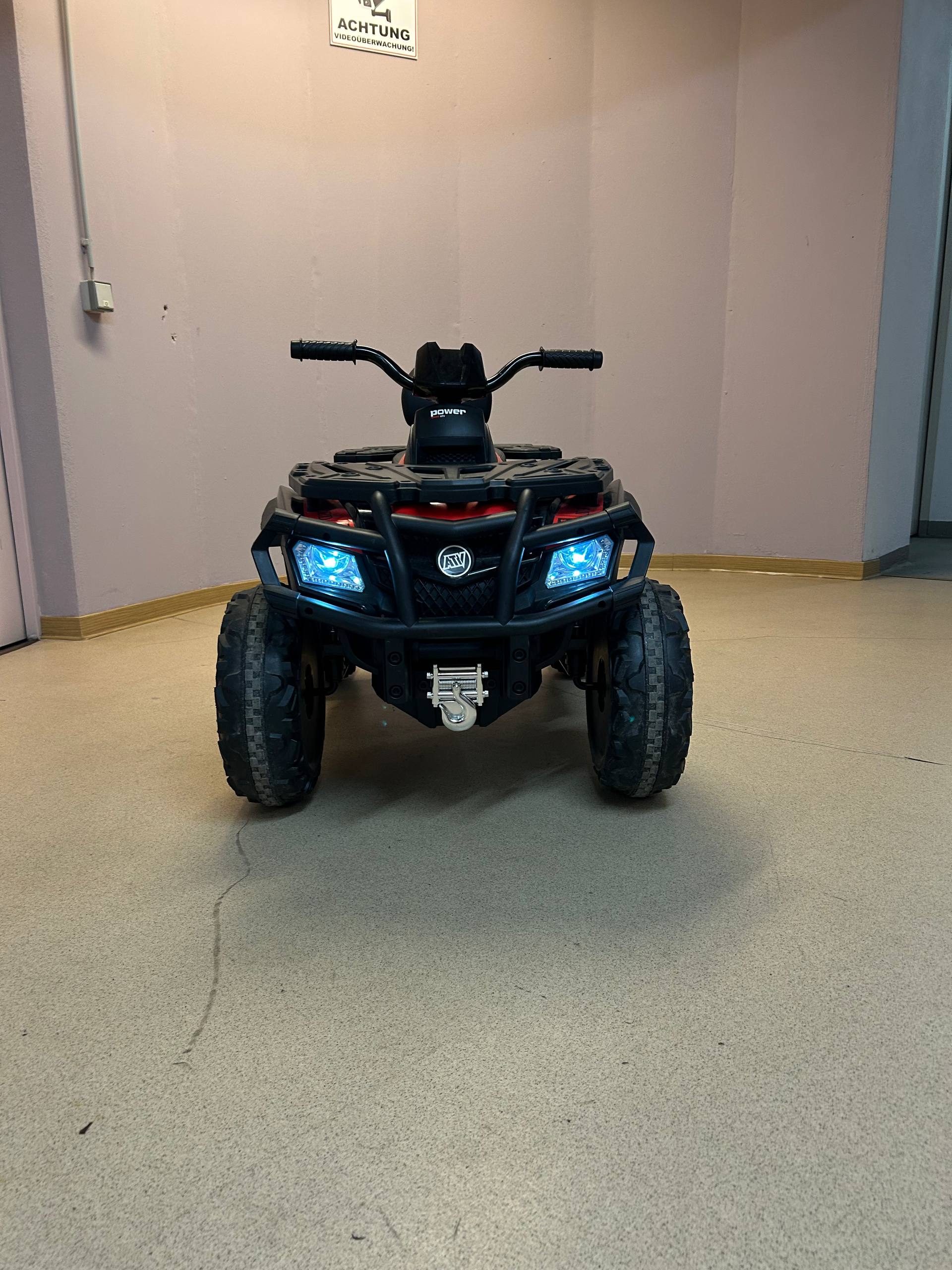 🔵#فروش
   🏙شهر: کلن ، آلمان
   توضیحات: 🏙شهر: کلن ، آلمان
توضیحات: درود
ماشین برقی کودکان مناسب سه تا ده سال ، قابل تنظیم در سرعت، دنده عقب ، شارژ هفت ساعت ، سه ساعت مفید، در حد نو  ، فقط چند بار استفاده شده قیمت 180£ ، حمل با خود خریدار.

   👤 ارتباط با شخص |
@hamshahri_alman
صفحه پذیرنده و کاربر آگهی 