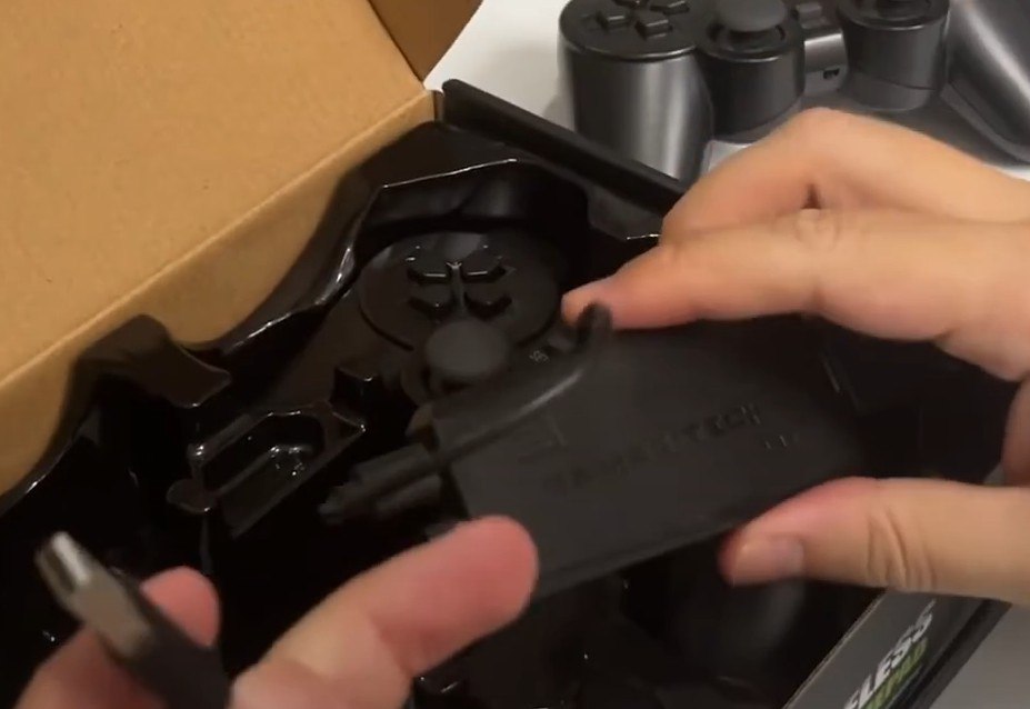 ‎⏰03.12.2024

 ✍️ کد آگهی: 4438 
 
 💫  #آگهی_فروش
 
 💎 سلام‌به همه یک عدد دستگاه  PS4 به فروش است خیلی تمیز وسالم کم استفاده شده به قیمت 180€ در تماس با تلگرام ممنون
 
 💰 قیمت : 180€
  
 📲 اطلاعات تماس : ‌‏

 
ایالت : Hamburg
شهر : Hamburg
کد پستی : 22177
 
 🆔 @almanbazar

✅ برای ثبت آگهی اینجا کلیک کنید
〰️〰️〰️〰️〰️〰️〰️〰️〰️〰️
@hamshahri_alman
صفحه پذیرنده و کاربر آگهی 