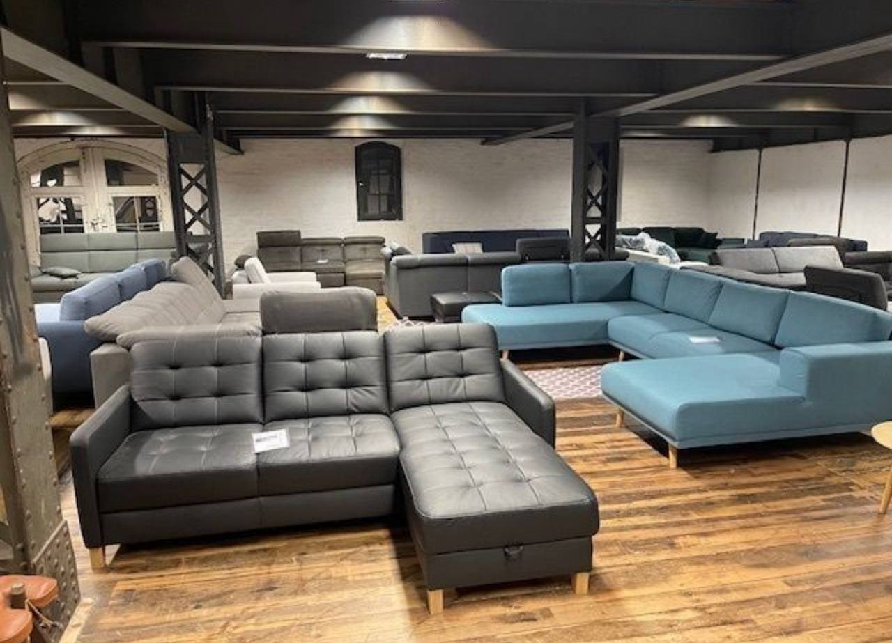 🔵#فروش
   🏙شهر: هامبورگ ، آلمان
   توضیحات: 🇩🇪 فروش 
مبلمان نو  ارزان‌قیمت  ساخت اروپا  
🛋 بیش از ۲۰۰ مدل مبل آماده تحویل فوری
‎• تحویل حضوری فوری
 یا ارسال در هامبورگ 
Sofa Outlet 
Brook 6، 20457 Hamburg 
🕒 دوشنبه، سه‌شنبه، جمعه: 10-18 | شنبه: 11-16

   👤 ارتباط با شخص |
@hamshahri_alman
صفحه پذیرنده و کاربر آگهی 