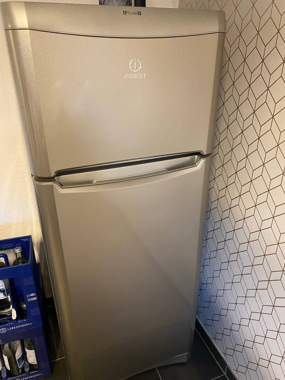 🔵#فروش
   🏙شهر: کلن ، آلمان
   توضیحات: #فروش یخچال فریزر به دلیل جابجایی
شهر #کلن

   👤 ارتباط با شخص |
@hamshahri_alman
صفحه پذیرنده و کاربر آگهی 