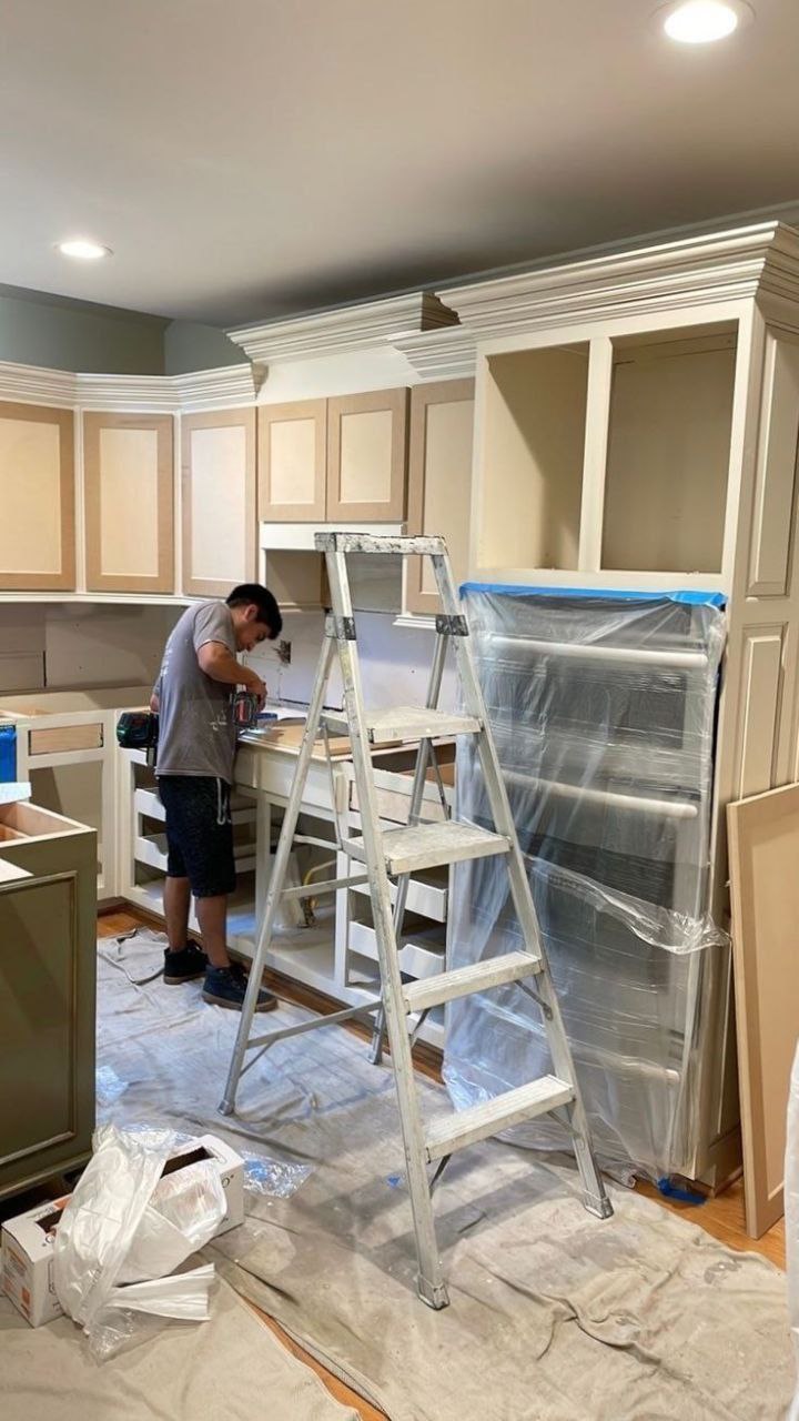 🔴#خرید
   🏙شهر: کلن ، آلمان
   توضیحات: پیش نمایش اگهی:
  
  🔵 نصاب حرفه‌ای کابینت – دقت، کیفیت و زیبایی در اجرا

📌اگر به دنبال نصاب کابینت  نو و دست دوم حرفه‌ای برای آشپزخانه، کمد دیواری یا دکوراسیون داخلی هستید، ما اینجا هستیم! 

✅ نصب دقیق و بی‌نقص
✅ تحویل سریع و قیمت مناسب
✅جابه جا کردن اشپزخانه با ماشین

   👤 ارتباط با شخص |
@hamshahri_alman
صفحه پذیرنده و کاربر آگهی 