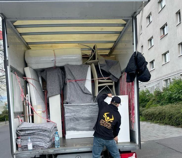 🔴#خرید
   🏙شهر: کلن ، آلمان
   توضیحات: 🟥🟧🟨شرکت باربری 
خدمات ویژه ما:

🛑نصب کابینت و تجهیزات آشپزخانه
🛑اسباب‌کشی و جابجایی لوازم خانگی
🛑نصب کمد و تخت‌خواب
رنگ‌آمیزی و نصب کاغذ دیواری
🛑نصب دستگاه‌های برقی

🔴 امکان دریافت هزینه از جاب‌سنتر، سوسیال یا Agentur für Arbeit با فاکتور رسمی.
@Dari00ush

   👤 ارتباط با شخص |
@hamshahri_alman
صفحه پذیرنده و کاربر آگهی 