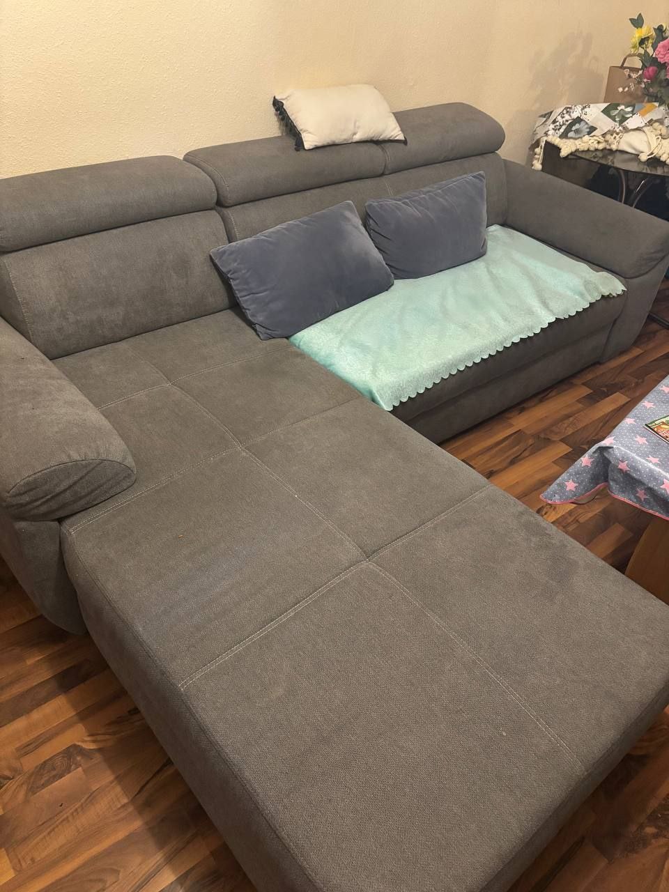 🔵#فروش
   🏙شهر: کلن ، آلمان
   توضیحات: 🛑🛑🛑🛑
یک سری وسایل دست دوم اگر کسی میخواد فروشی است در کلن

فروش فوری 
🔴🔴🔴🔴

   👤 ارتباط با شخص |
@hamshahri_alman
صفحه پذیرنده و کاربر آگهی 